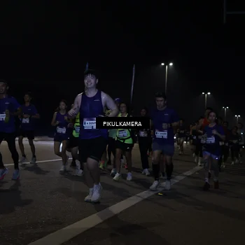 Runner Photo 7512402