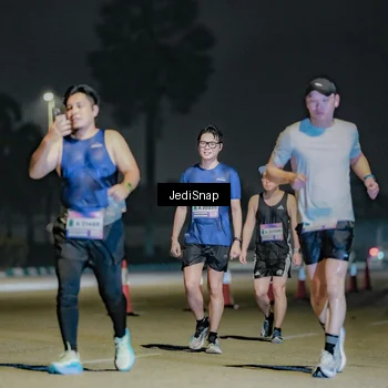 Runner Photo 7512403