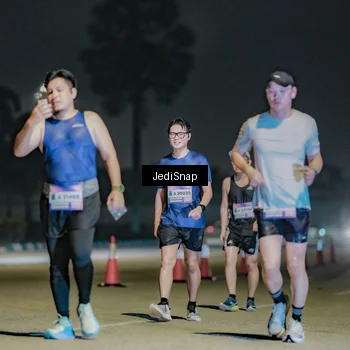 Runner Photo 7512408