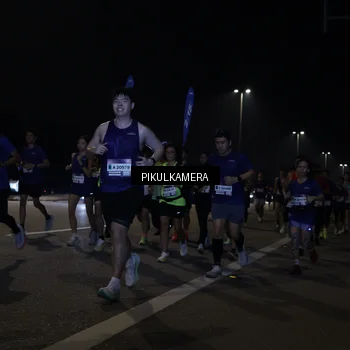 Runner Photo 7512411