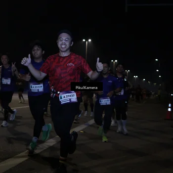Runner Photo 7512427