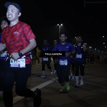 Runner Photo 7512431