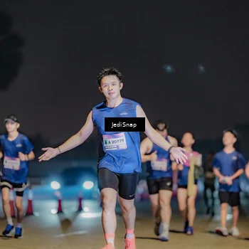 Runner Photo 7512434