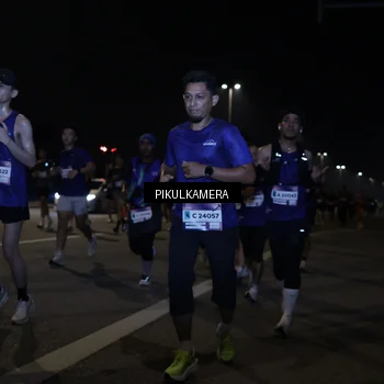 Runner Photo 7512436