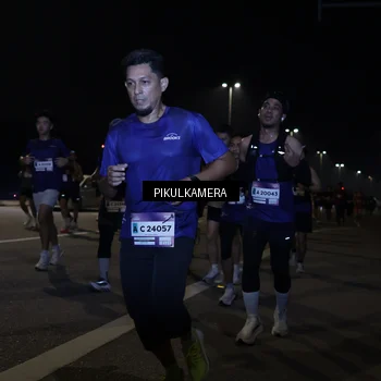 Runner Photo 7512438