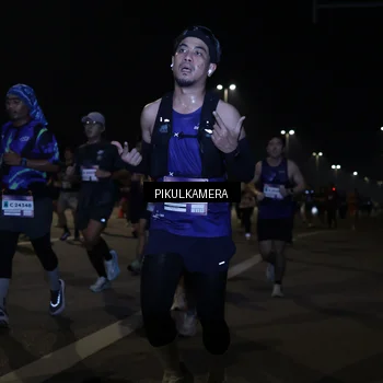 Runner Photo 7512441