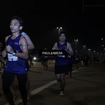 Runner Photo 7512449