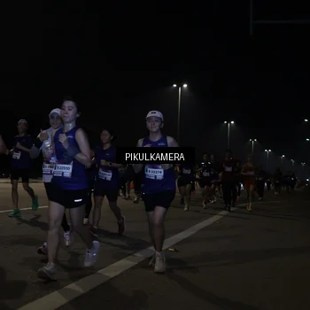 Runner Photo 7512457