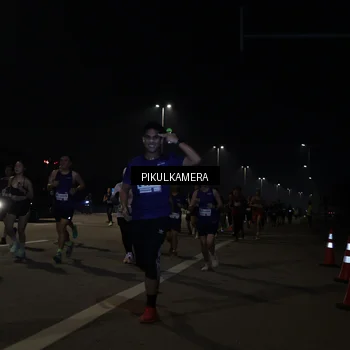 Runner Photo 7512458