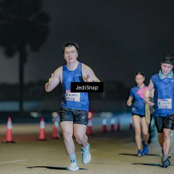 Runner Photo 7512463