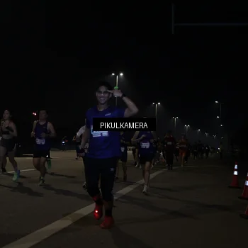 Runner Photo 7512464