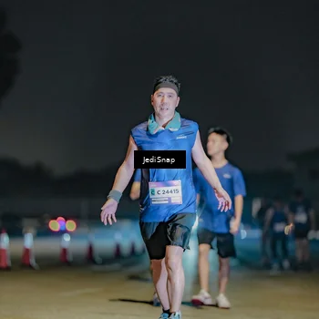 Runner Photo 7512470
