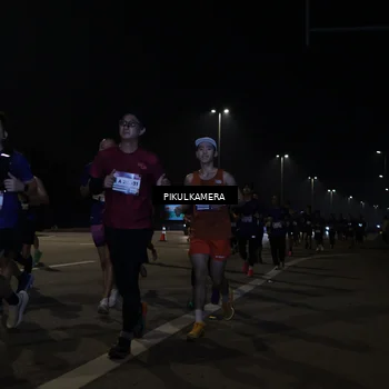 Runner Photo 7512475