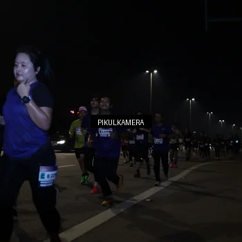 Runner Photo 7512492