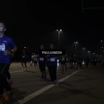Runner Photo 7512496