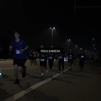 Runner Photo 7512516