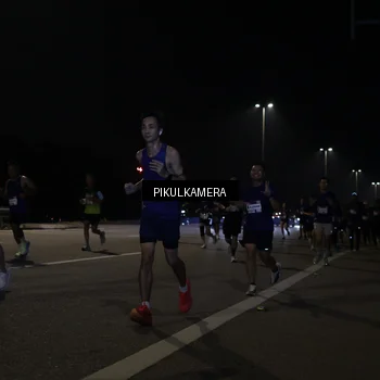 Runner Photo 7512540