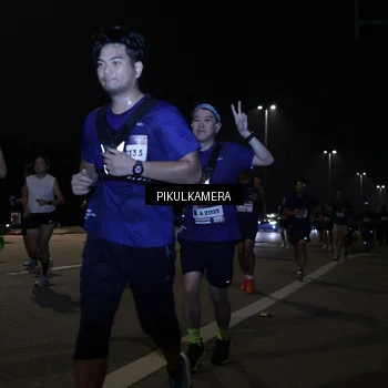 Runner Photo 7512542
