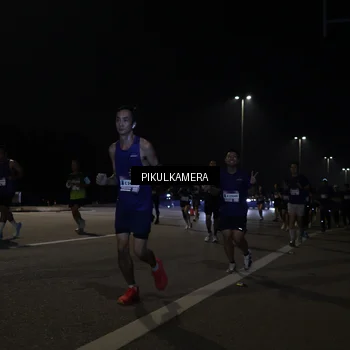 Runner Photo 7512543