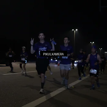 Runner Photo 7512556