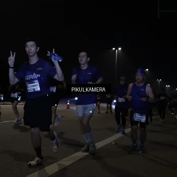 Runner Photo 7512557