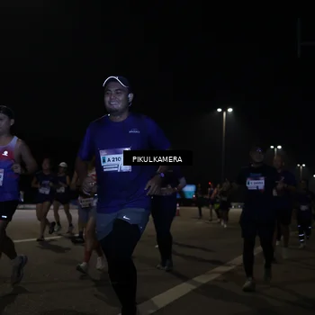 Runner Photo 7512572