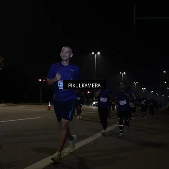 Runner Photo 7512587