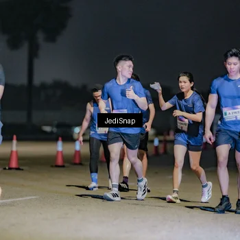 Runner Photo 7512590