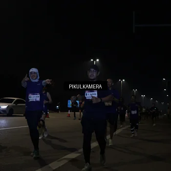 Runner Photo 7512595