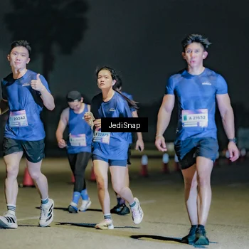 Runner Photo 7512600