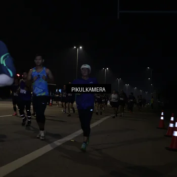 Runner Photo 7512620