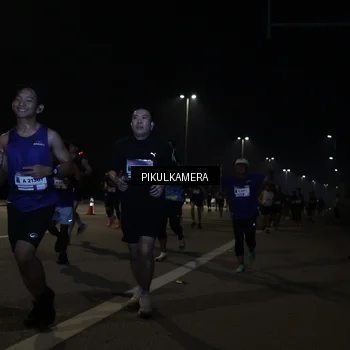 Runner Photo 7512623