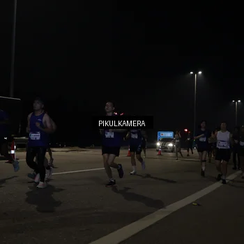 Runner Photo 7512637
