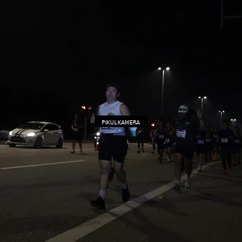 Runner Photo 7512642