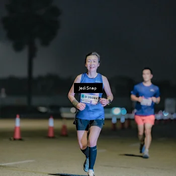 Runner Photo 7512669