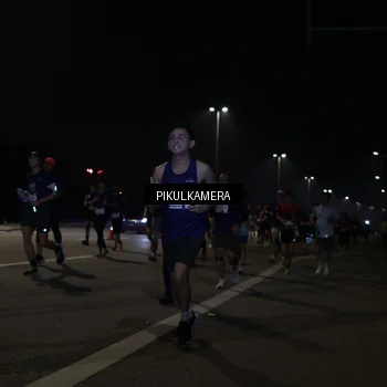 Runner Photo 7512675