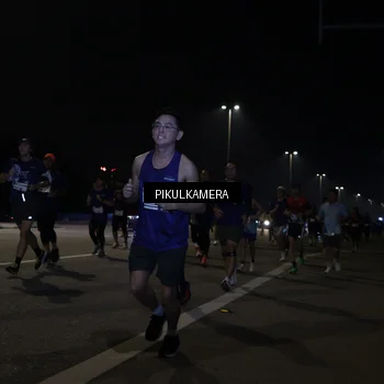 Runner Photo 7512677