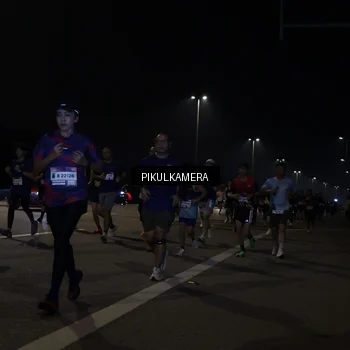 Runner Photo 7512679