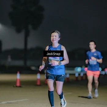 Runner Photo 7512682