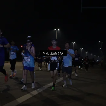 Runner Photo 7512688