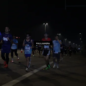 Runner Photo 7512689