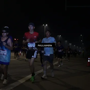Runner Photo 7512693