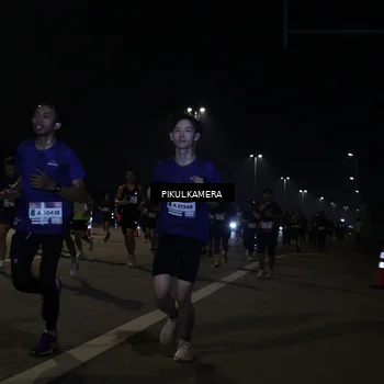 Runner Photo 7512697