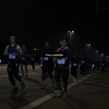 Runner Photo 7512698