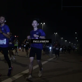 Runner Photo 7512703