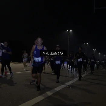 Runner Photo 7512719