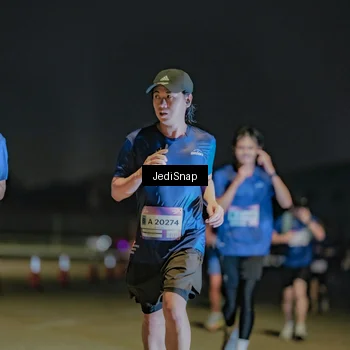 Runner Photo 7512724