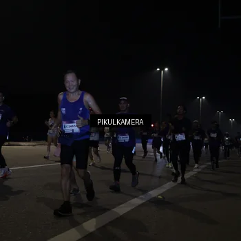 Runner Photo 7512726