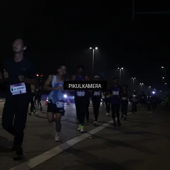 Runner Photo 7512733
