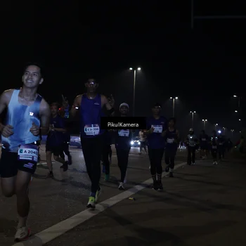 Runner Photo 7512741